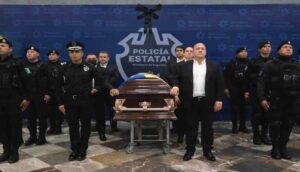 Rinden homenaje a comisario asesinado - ZMG Noticias