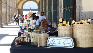 Instalan Feria de la Miel - ZMG Noticias