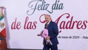 AMLO dedica mañanera a las mamás  - ZMG Noticias
