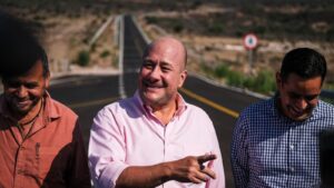 Enrique Alfaro inaugura carreteras en la Zona Norte de Jalisco, impulsando desarrollo regional.