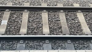 Mientras dormía el tren le corta el brazo - ZMG Noticias