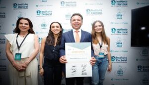 Recibe Pablo Lemus Constancia de Mayoría - ZMG Noticias