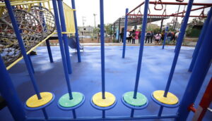 Convierten depósito de chatarra en parque público  - ZMG Noticias