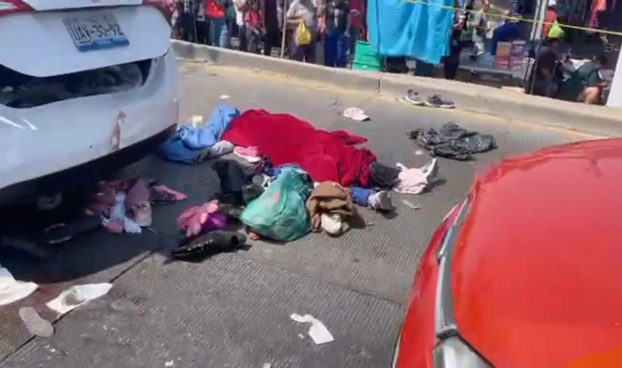 Dejó como resultado a 3 personas en estado regular, una mujer en estado grave debido a una lesión en el fémur causándole pérdida de sangre y una mujer más sin vida.