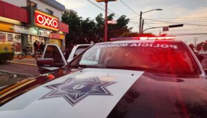 Capturan a fichita tras robar en un Oxxo en El Vigía - ZMG Noticias