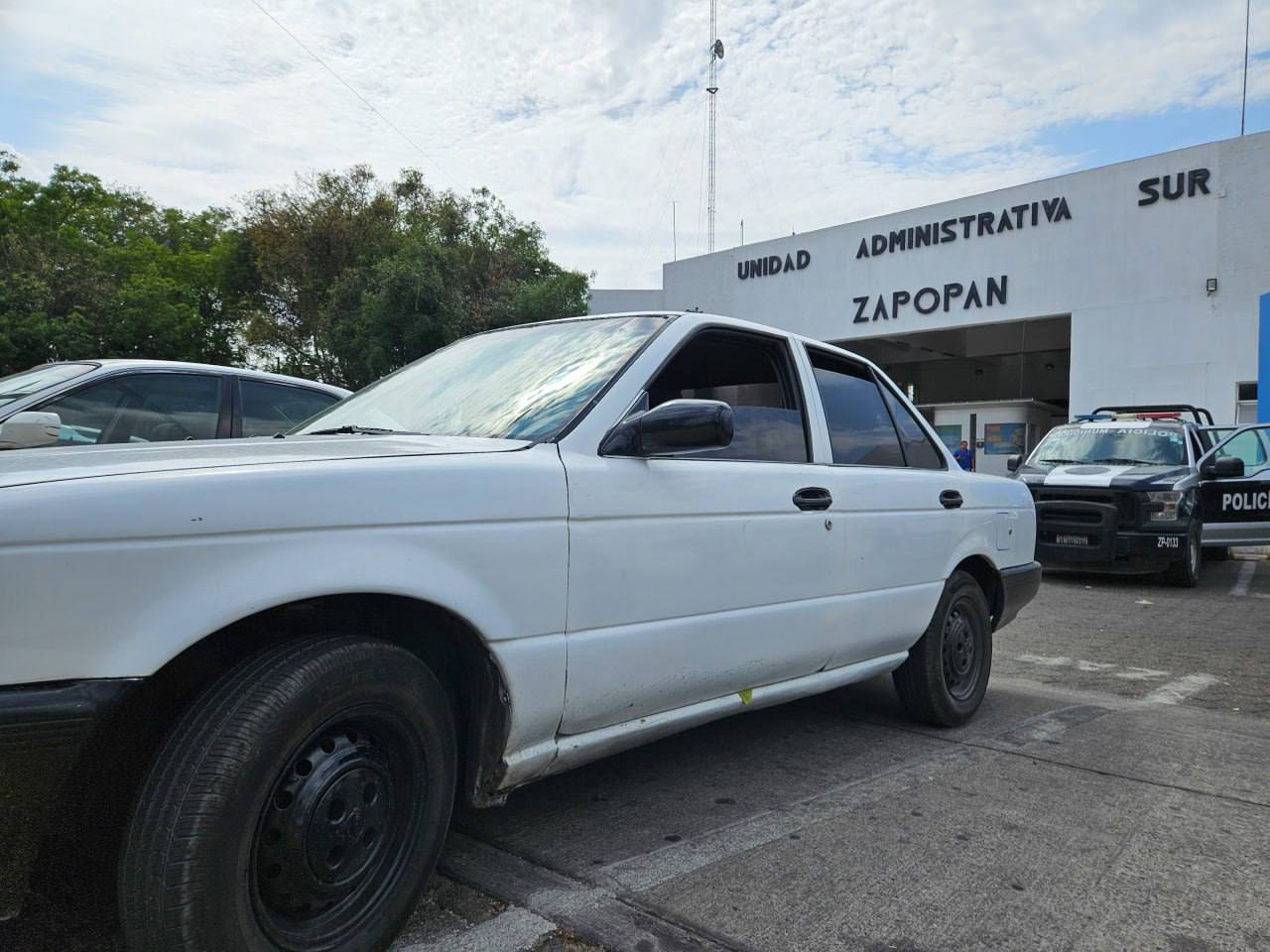 Policía de Zapopan detiene a tres sospechosos de robo en La Floresta del Collí - ZMG Noticias