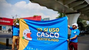 Jalisco promueve uso de casco certificado para motociclistas