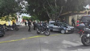 Policías Estatales se enfrentan a delincuentes - ZMG Noticias