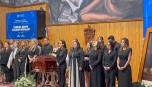 Realizan homenaje póstumo a ex Rector - ZMG Noticias