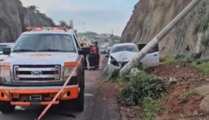 Le da infarto y choca - ZMG Noticias