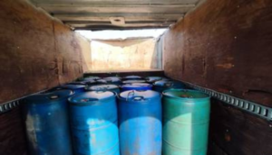 Guardia Nacional detiene a dos con huachicol en camioneta robada en Jalisco