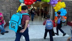 Regresan a clases más de dos millones de alumnos en Jalisco - ZMG Noticias