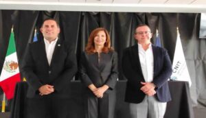 Entregan Medalla al Mérito Industrial - ZMG Noticias