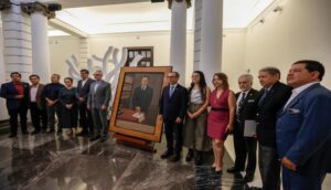Realizan homenaje para Enrique Díaz de León - ZMG Noticias