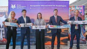 Jalisco fortalece conectividad aérea con Canadá