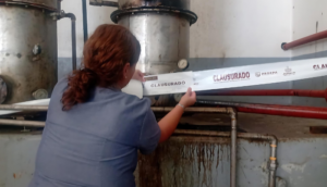 Proepa clausura tequilera en El Arenal por mal manejo de vinazas