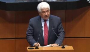 Ramírez Acuña pide reparación urgente de carretera federal 80 de Jalisco