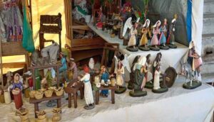 Nacimientos de artesanos de Tlaquepaque llegan a tianguis navideño - ZMG Noticias