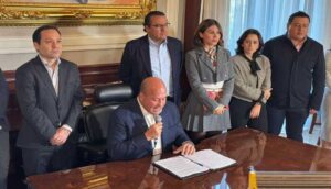 Alfaro presenta iniciativas para revisar Pacto Fiscal - ZMG Noticias