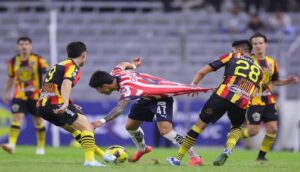 Chivas no pudo con Leones Negros - ZMG Noticias