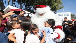 Santa Claus llega a Villas de Guadalupe - ZMG Noticias