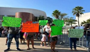 Claudia Sheinbaum ignora a quienes votaron por ella para proteger a servidores públicos - ZMG Noticias