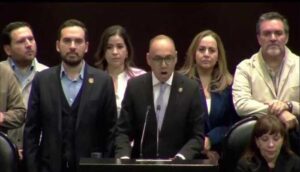 Diputado del PAN lanza recordatorio materno a Morena en plena discusión del presupuesto