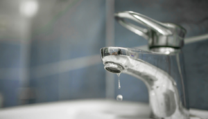 Interrupción eléctrica en Chapala deja sin agua a casi 200 colonias del AMG