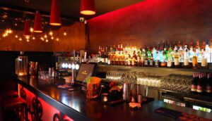 Reforzarán operativos en bares y table dance