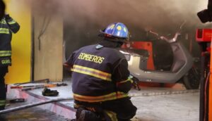 Se incendia negocio de bicicletas en pleno centro tapatío - ZMG Noticias