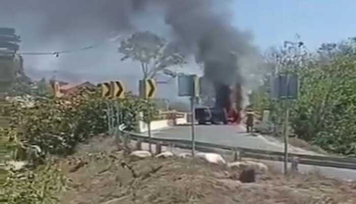 Enfrentamientos y bloqueos en el zona sur de Jalisco - ZMG Noticias Enfrentamientos y bloqueos en el zona sur de Jalisco - ZMG Noticias