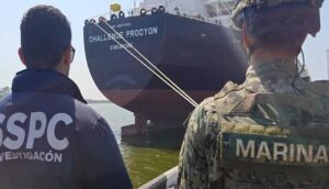 Fuerzas armadas aseguran buque con 10 millones de litros de diésel - ZMG Noticias