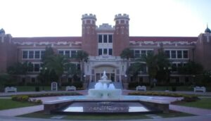 Al menos cuatro lesionados tras tiroteo en universidad de Estados Unidos - ZMG Noticias