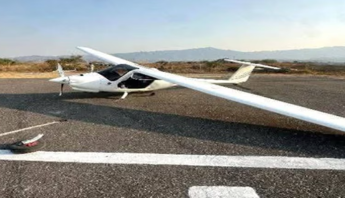 Aseguran 72 mil dólares en avioneta que aterrizó de emergencia - ZMG Noticias