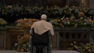 Aparece Papa Francisco en Basílica de San Pedro - ZMG Noticias