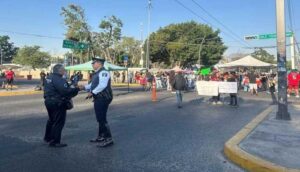 45 comerciantes se mantuvieron en el Parque Rojo - ZMG Noticias