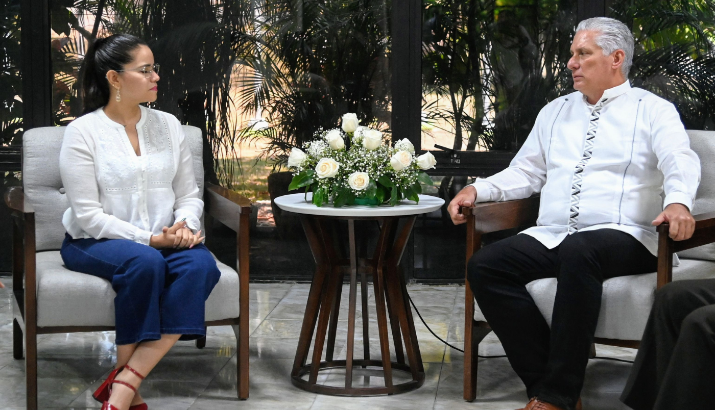 Morena y el Partido Comunista de Cuba firman acuerdo de cooperación