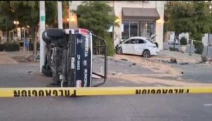 Patrulla de la Policía de Zapopan choca contra auto particular - ZMG Noticias