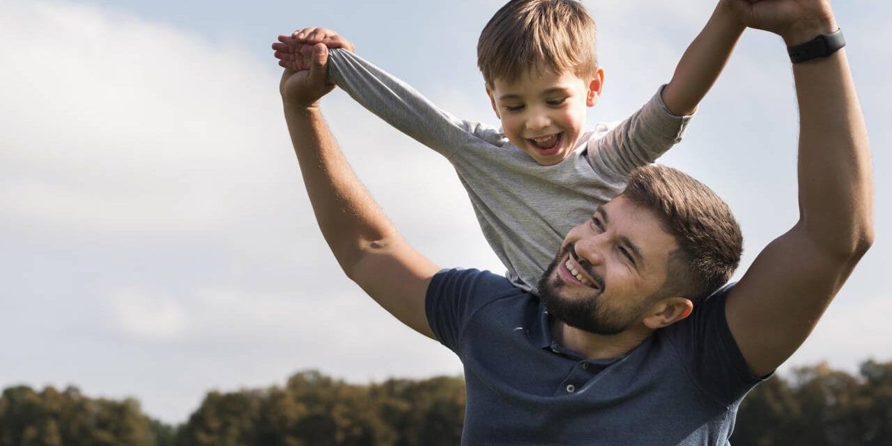 Jaliscienses si gastan en festejar a papá - ZMG Noticias