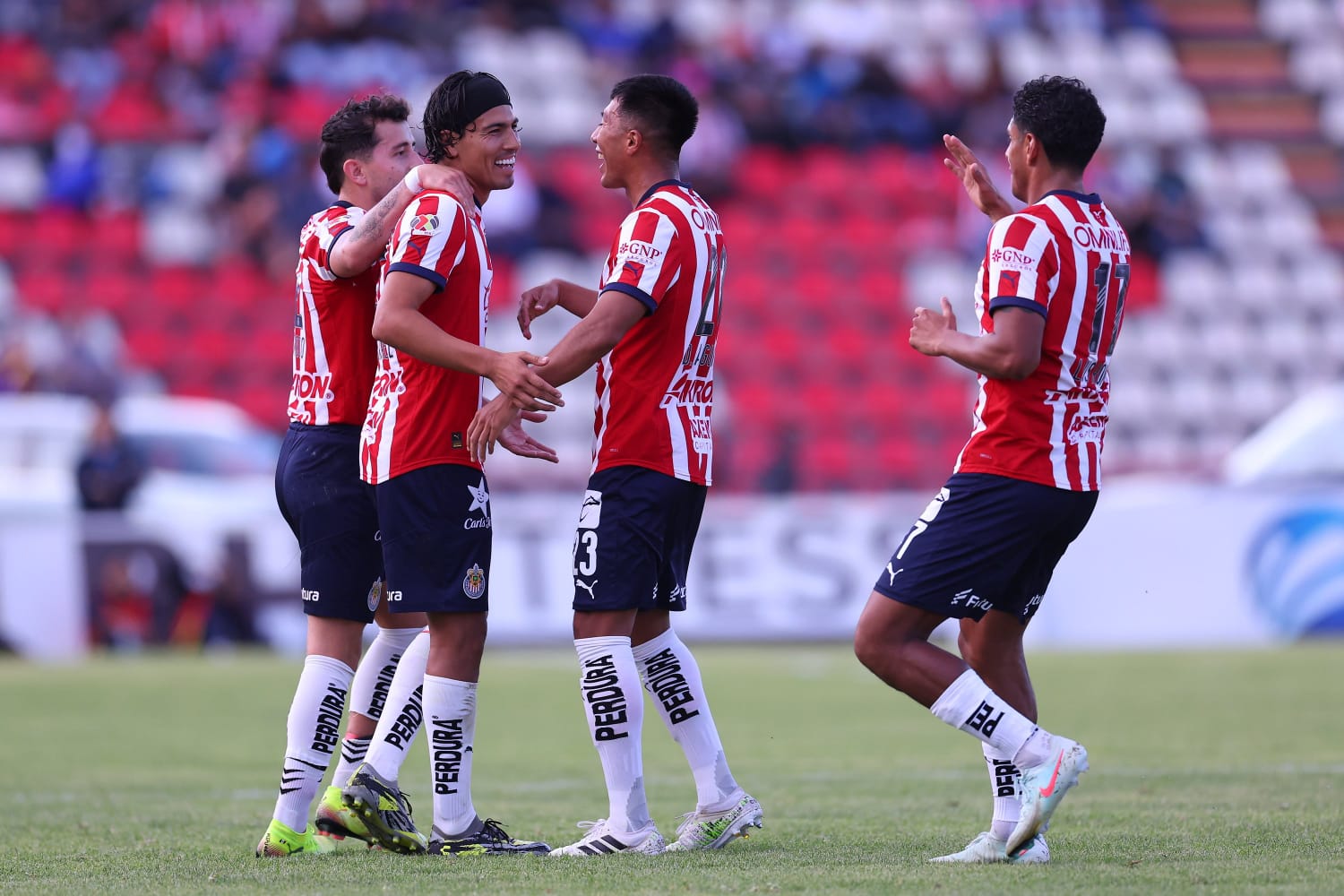 Chivas suma su segundo trofeo de pretemporada - ZMG Noticias