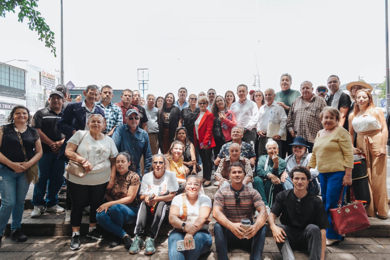 Gobierno de Guadalajara dialoga con comerciantes del Tianguis Trocadero - ZMG Noticias