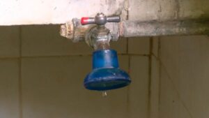 Corte de agua en colonias de Zapopan por fuga en Acueducto Poniente II - ZMG Noticias