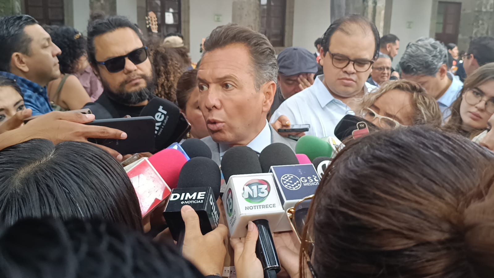 Lemus mando comprar "grilletes" para generadores de violencia hacia la mujer - ZMG Noticias