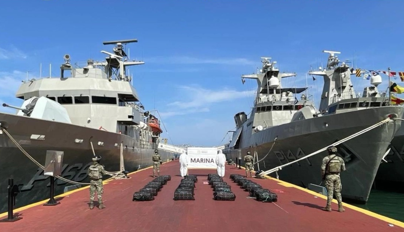 Marina asegura más de 900 kilos de cocaína frente a las costas de Acapulco