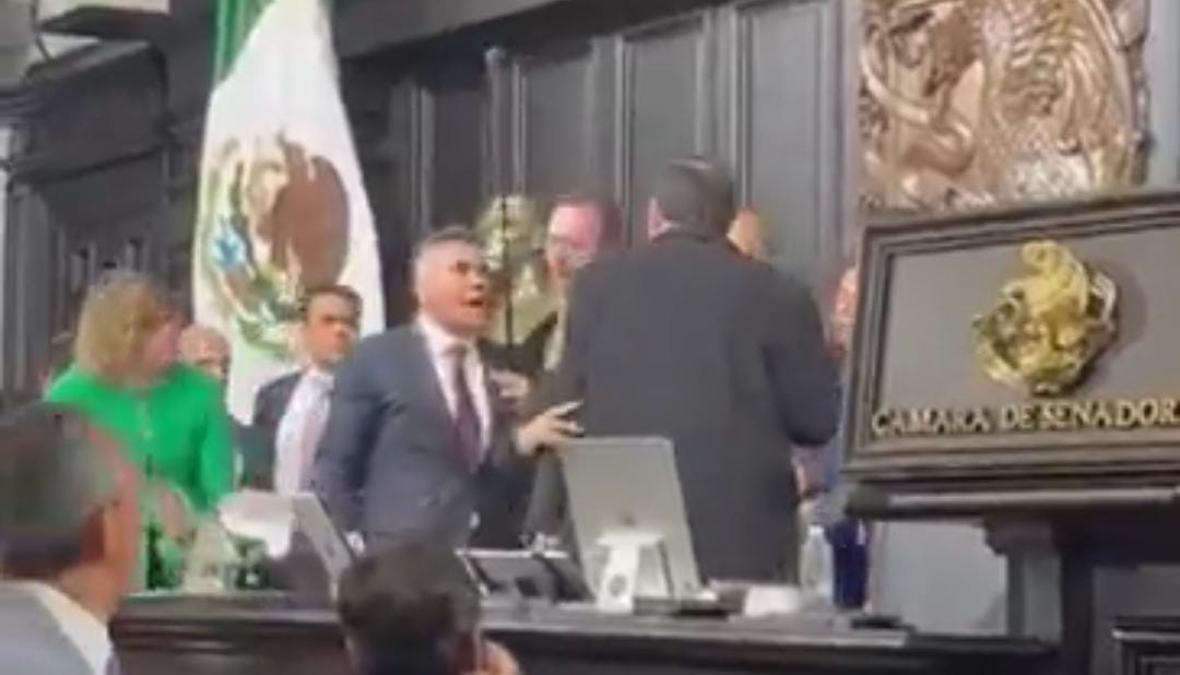 Un espectáculo indigno en el Senado - ZMG Noticias