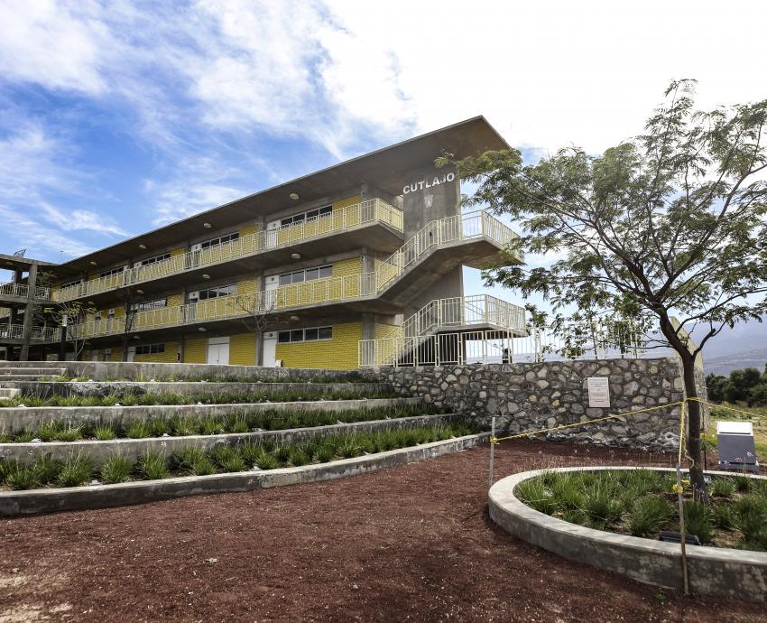 UdeG suspende clases presenciales en CU Tlajomulco - ZMG Noticias