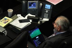 Senador Adán Augusto López prefiere la Champions a la Comparecencia de Hacienda - ZMG Noticias