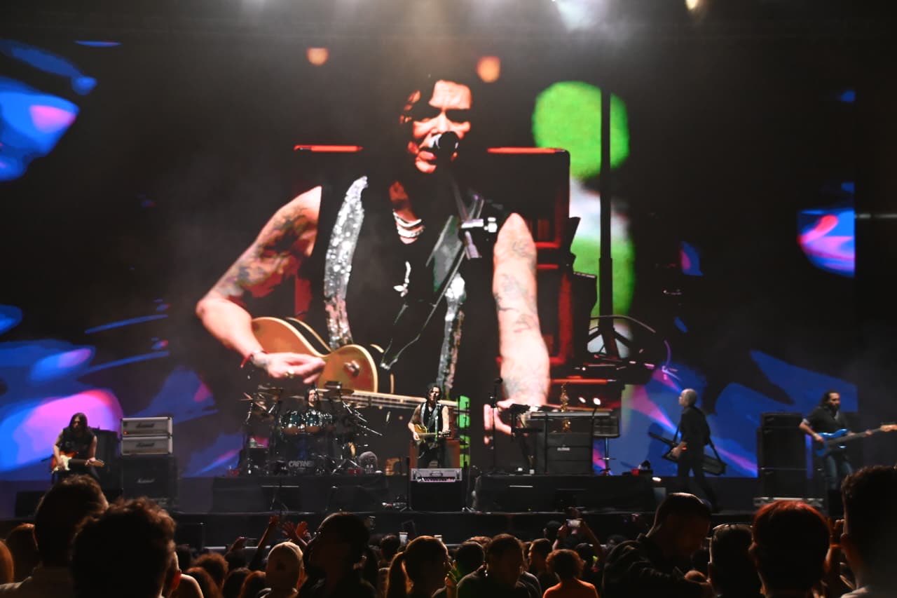 Caifanes invita a fans al escenario - ZMG Noticias Caifanes invita a fans al escenario - ZMG Noticias