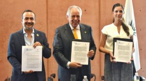 Guanajuato y el CRT renuevan convenio para fortalecer la sustentabilidad del tequila - ZMG Noticias