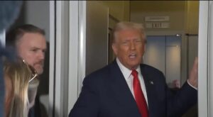 Trump confirma prórroga de aranceles a México - ZMG Noticias